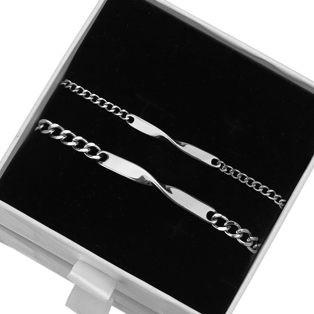 Infinity Armbanden Set met Gravering
