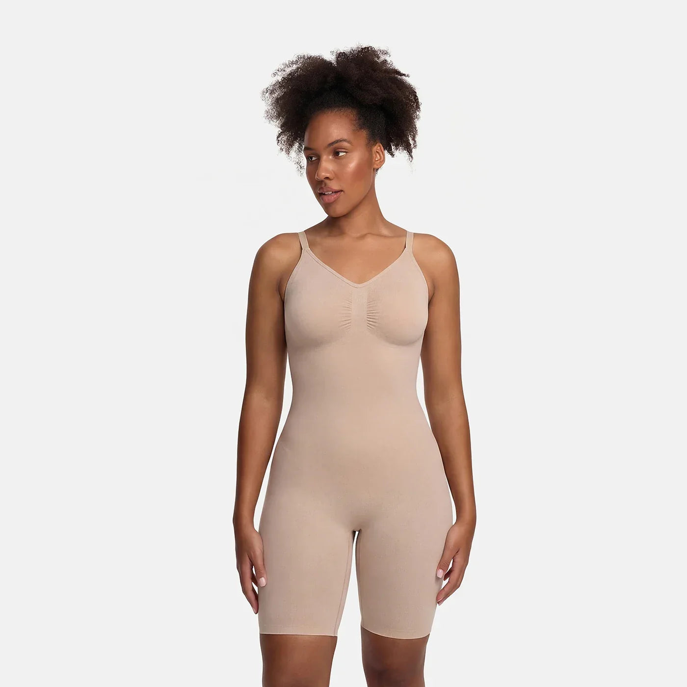 Shapewear bodysuit met short