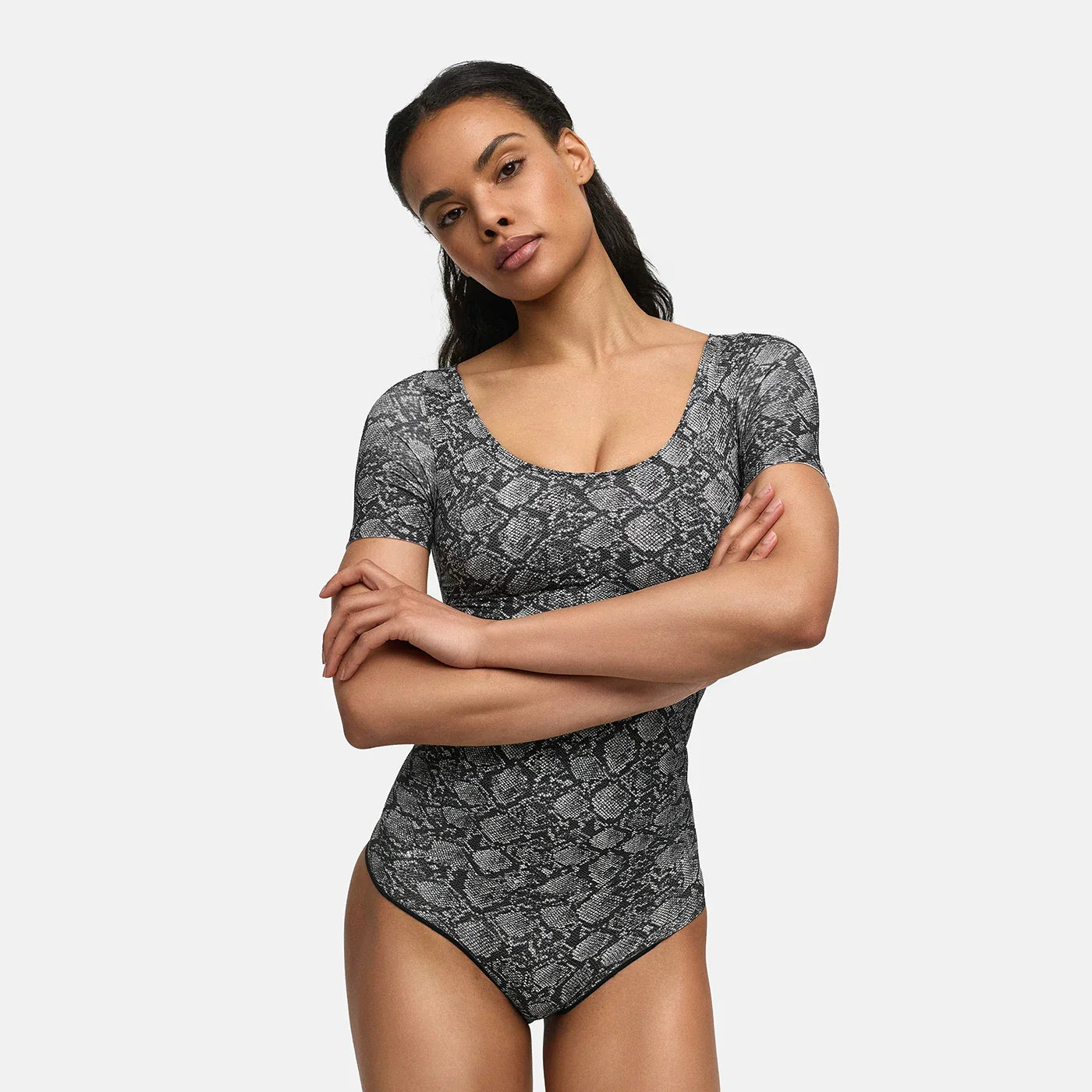 Shapewear bodysuit met korte mouw en string