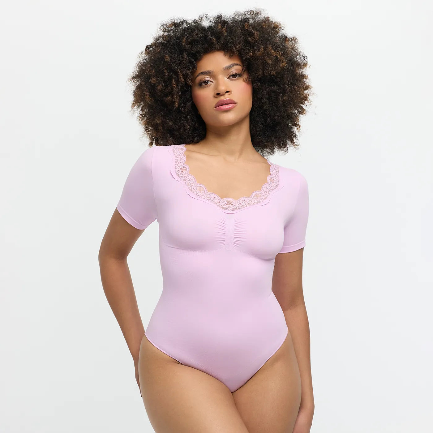 Kanten shapewear bodysuit met korte mouw en slip