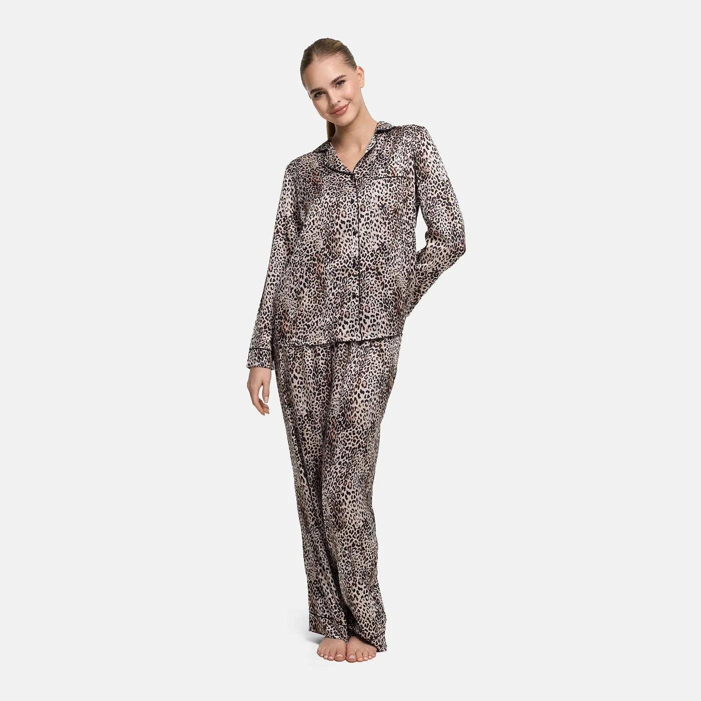 Satijnen pyjamablouse met reverskraag
