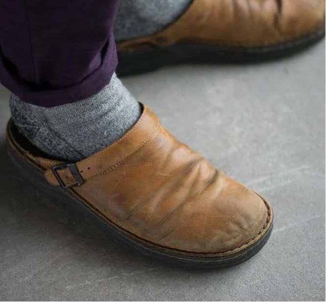 Orthopedische pantoffels voor thuis – Val