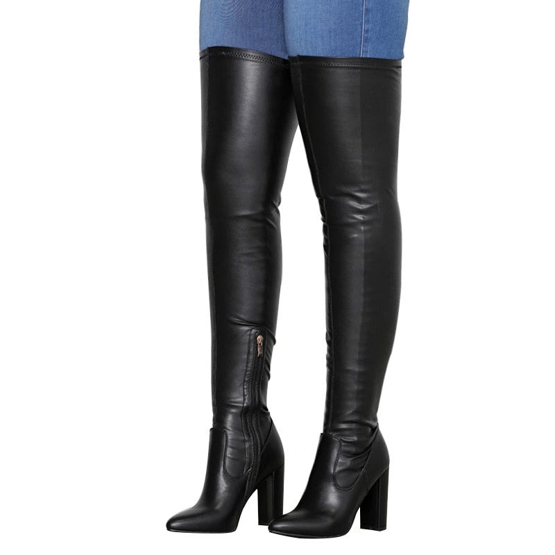 Overknee laarzen met hoge schacht