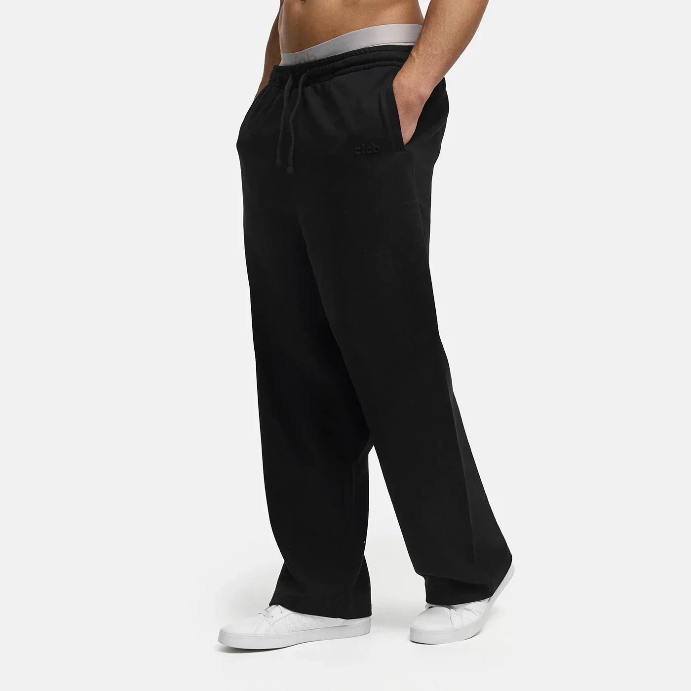 Hoodies & joggers