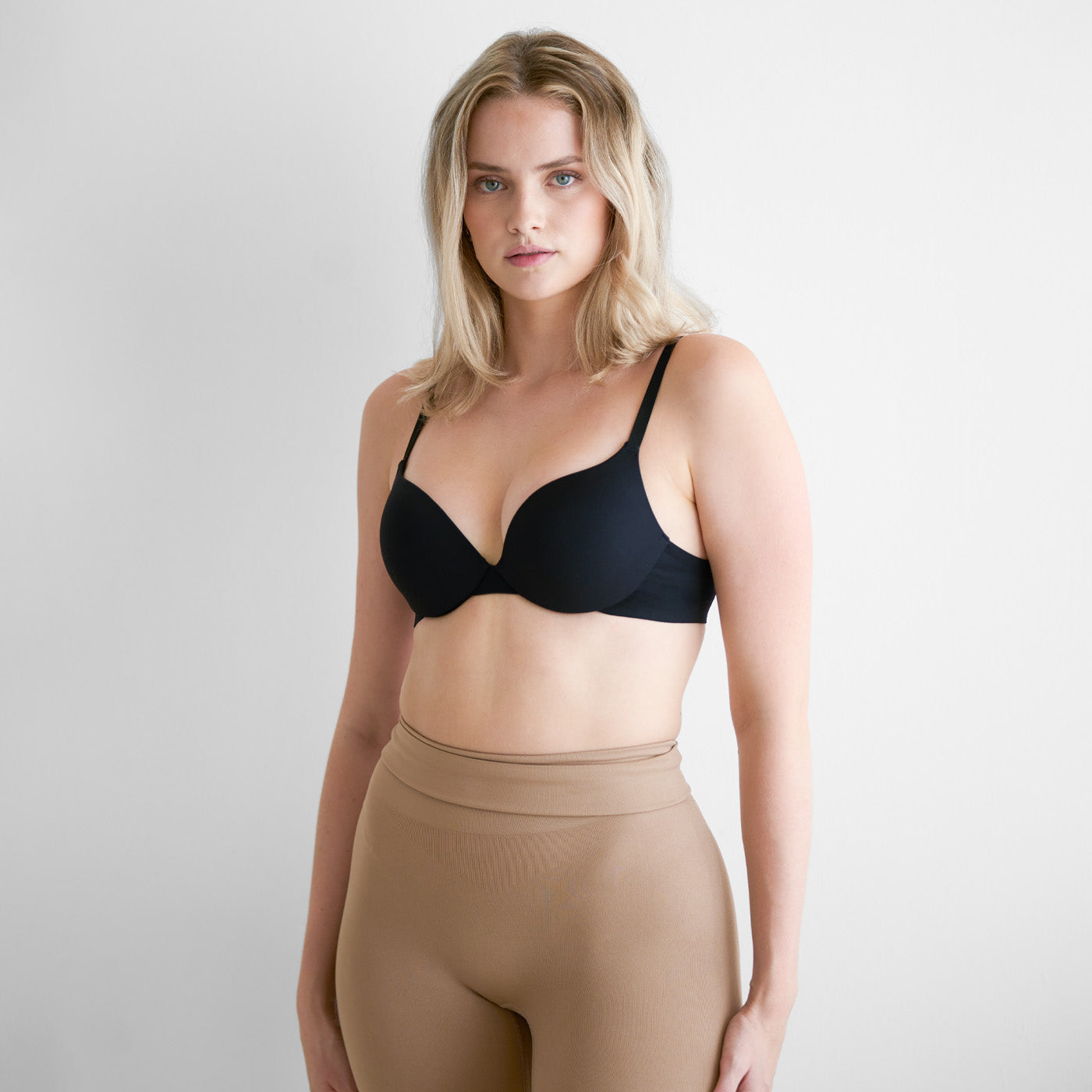 Voorgevormde push-up bh met beugel
