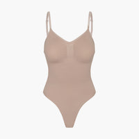 Naadloze shapewear bodysuit met string