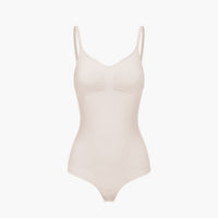 Naadloze shapewear bodysuit met string