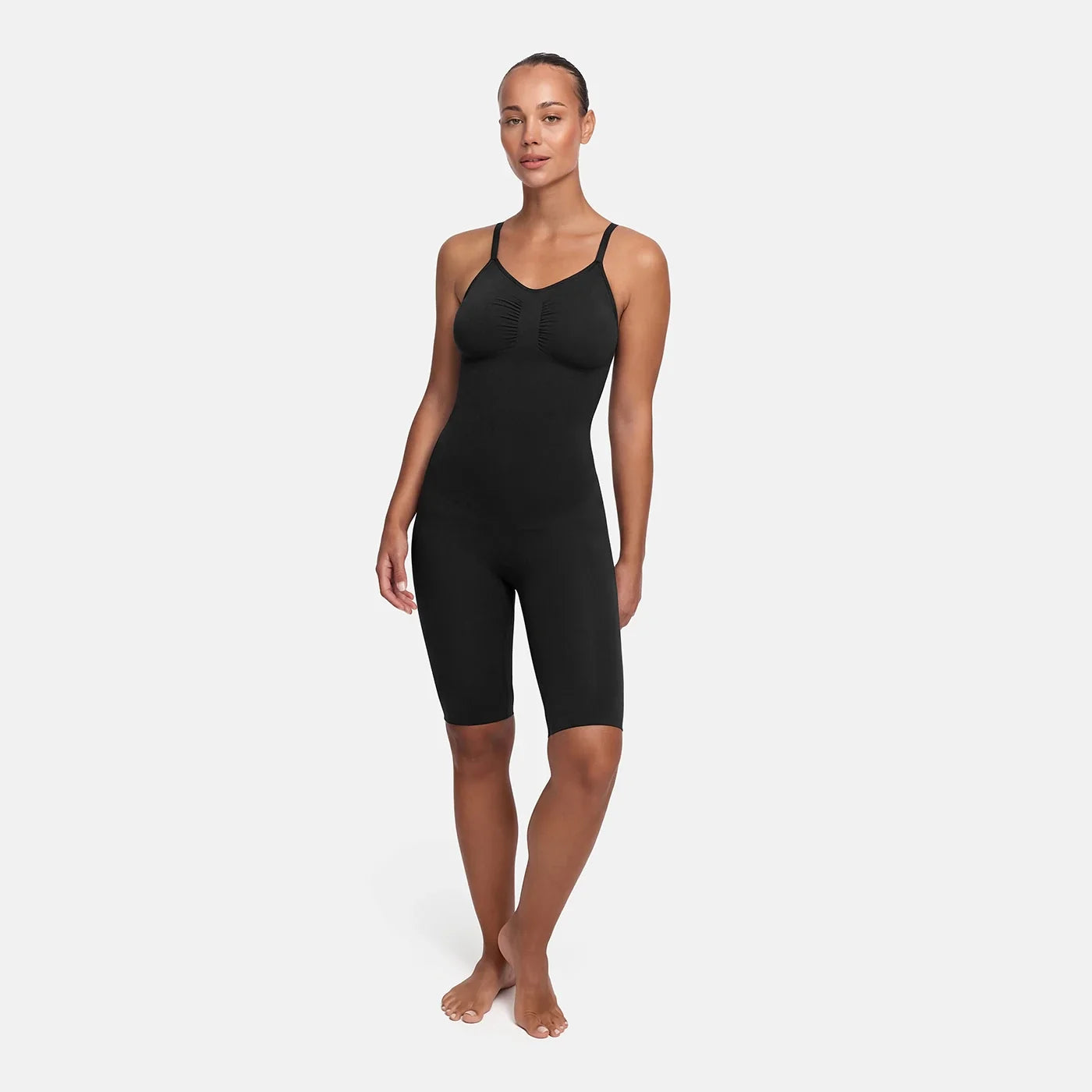 Shapewear bodysuit met short