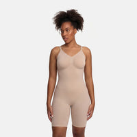 Shapewear bodysuit met short