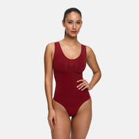 Tanktop shapewear bodysuit met slip