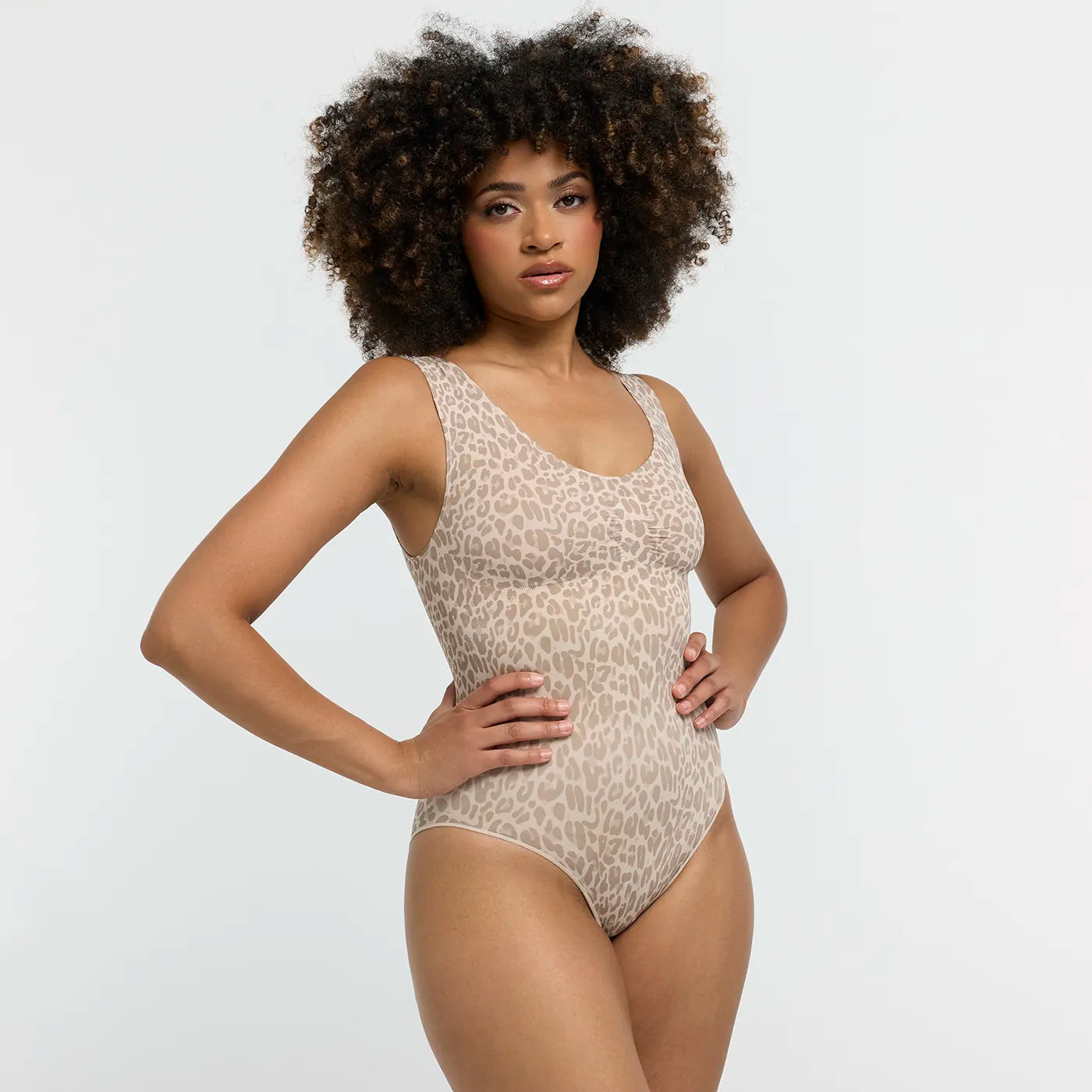 Tanktop shapewear bodysuit met slip