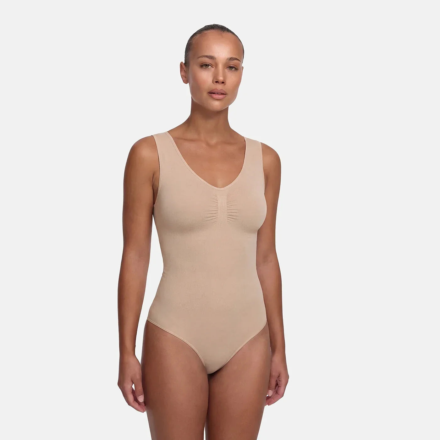 Tanktop shapewear bodysuit met string