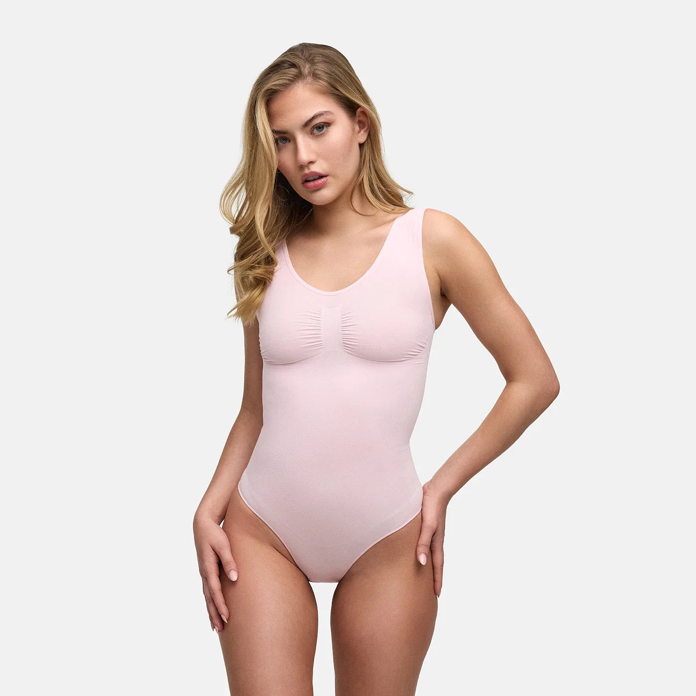 Tanktop shapewear bodysuit met string