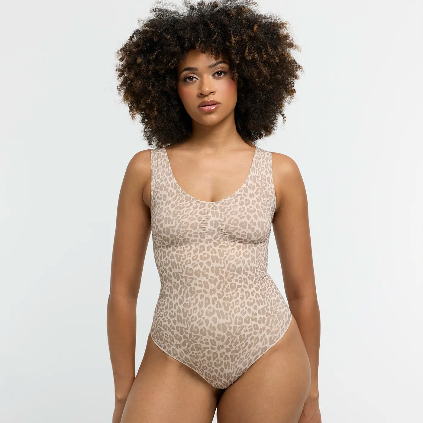 Tanktop shapewear bodysuit met string