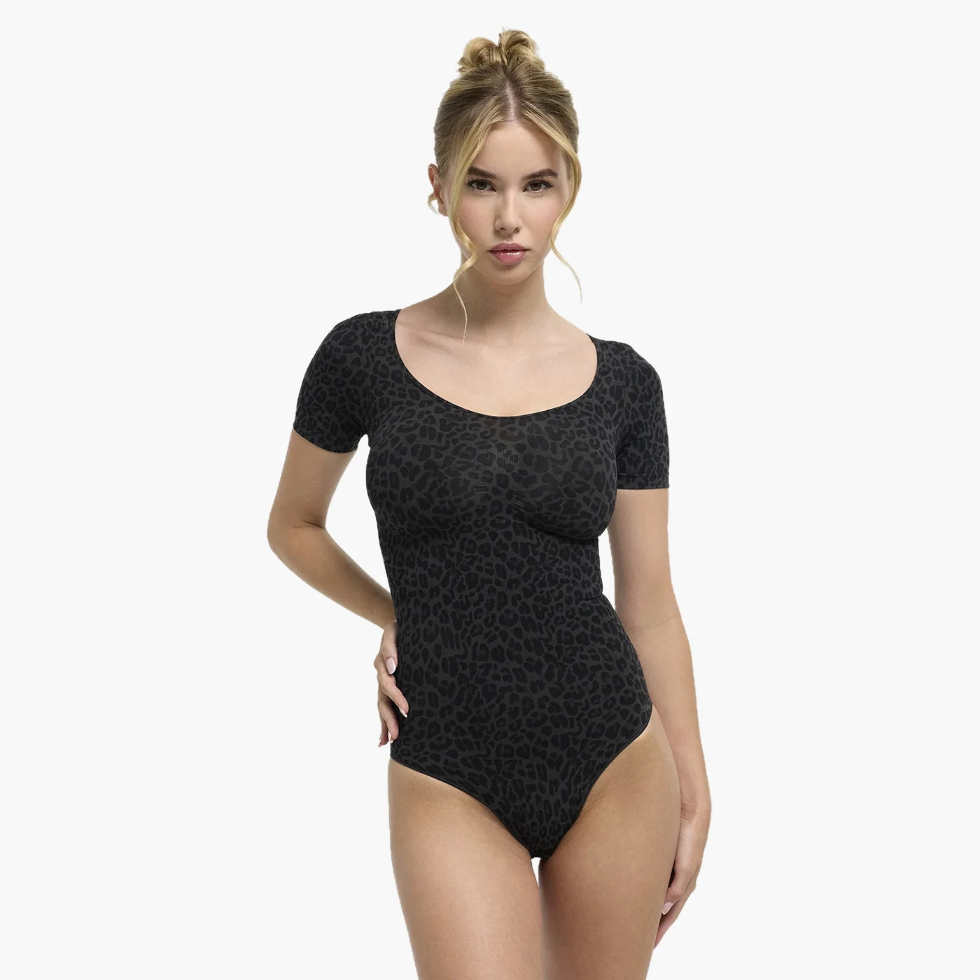 Shapewear bodysuit met korte mouw en slip