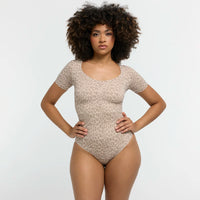 Shapewear bodysuit met korte mouw en slip
