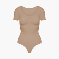 Shapewear bodysuit met korte mouw en slip