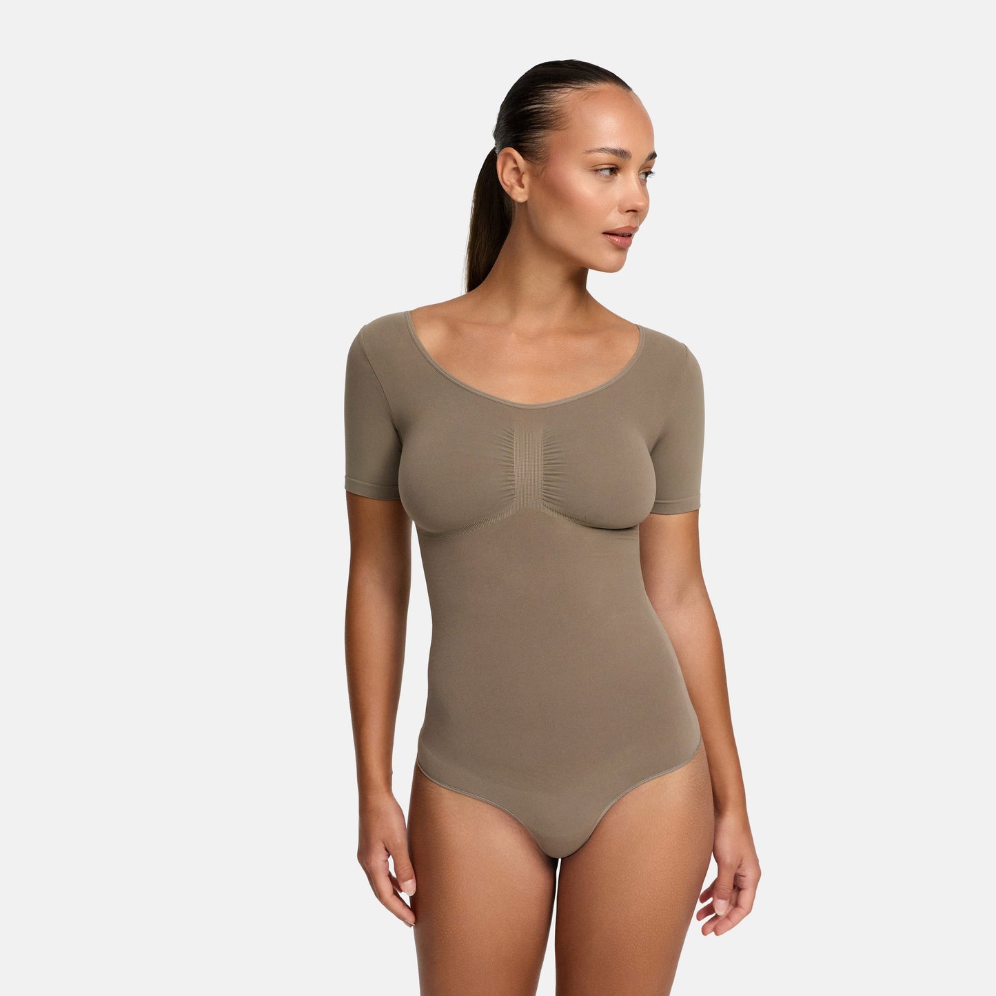 Shapewear bodysuit met korte mouw en string