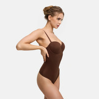 Push-up bodysuit met string en ingewerkte cups