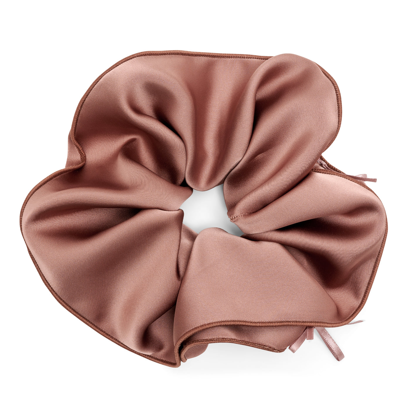 Oversized satijnen scrunchie voor elke dag