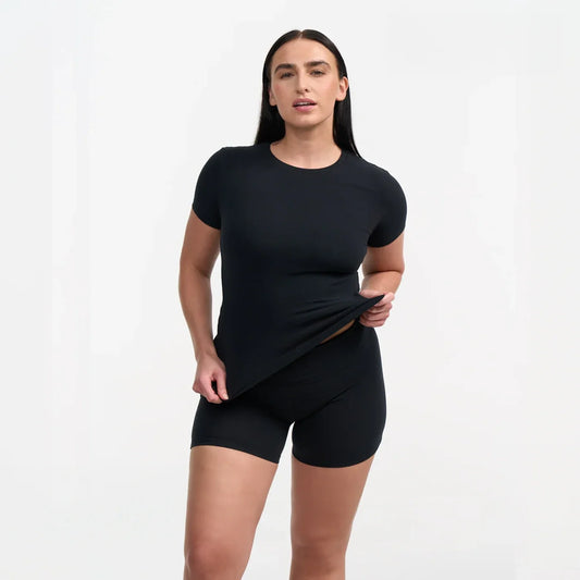 Katoenen T-shirt met lichaamsvolgende pasvorm