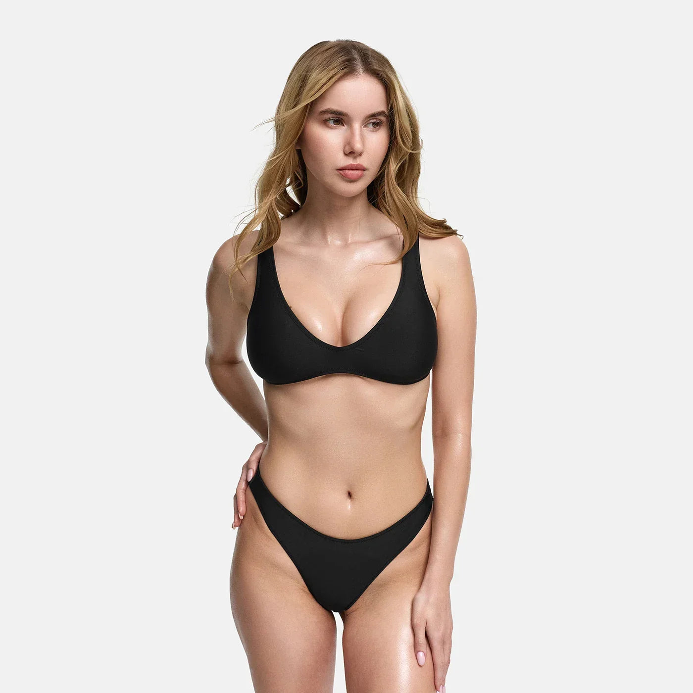 Bikinitop zonder padding met brede bandjes