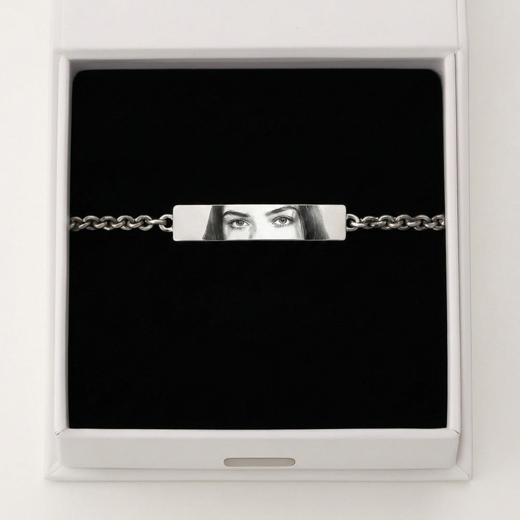 Armband met Gegraveerde Ogen Foto